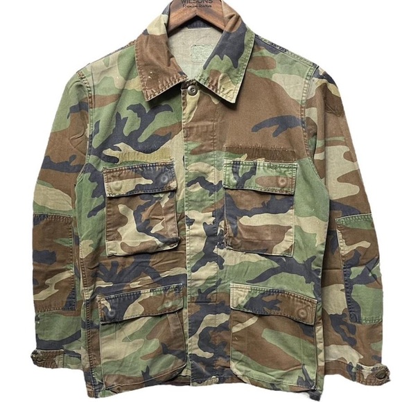 Military Other - Vintage 90s United States camo military issued button up Collared Field jacket